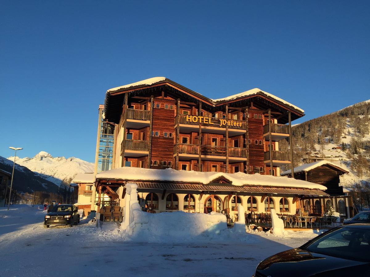 Hotel Walser Ulrichen Bagian luar foto